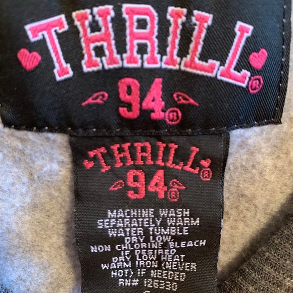 Thrill 94 Pullover Top Sweatshirt Words (Love) - Picture 5 of 6